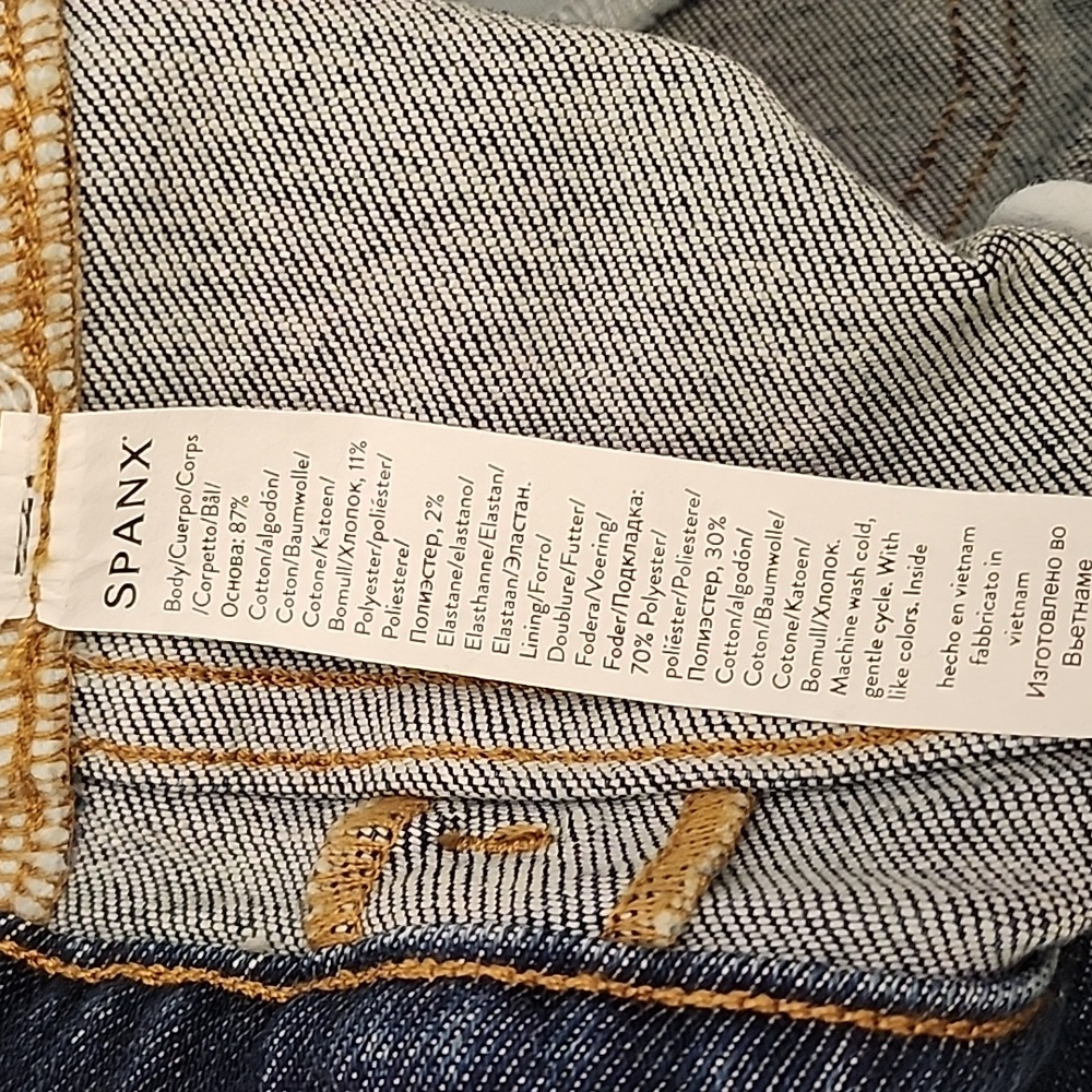 SPANX shape EveryWear Flare Jeans pull-on style with patch pockets Size XL - Picture 16 of 16